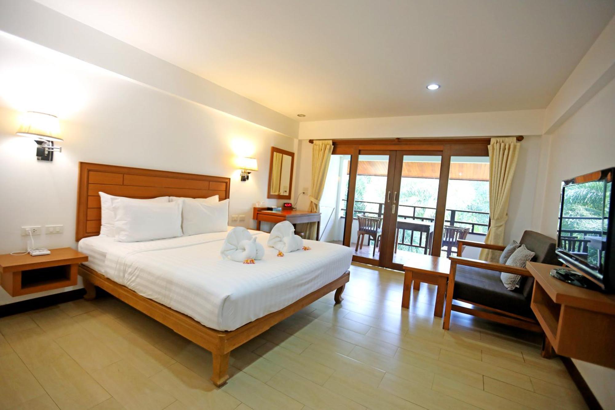 Phuket Meet Holiday Hotel 普吉岛相遇酒店 Rawai Zewnętrze zdjęcie