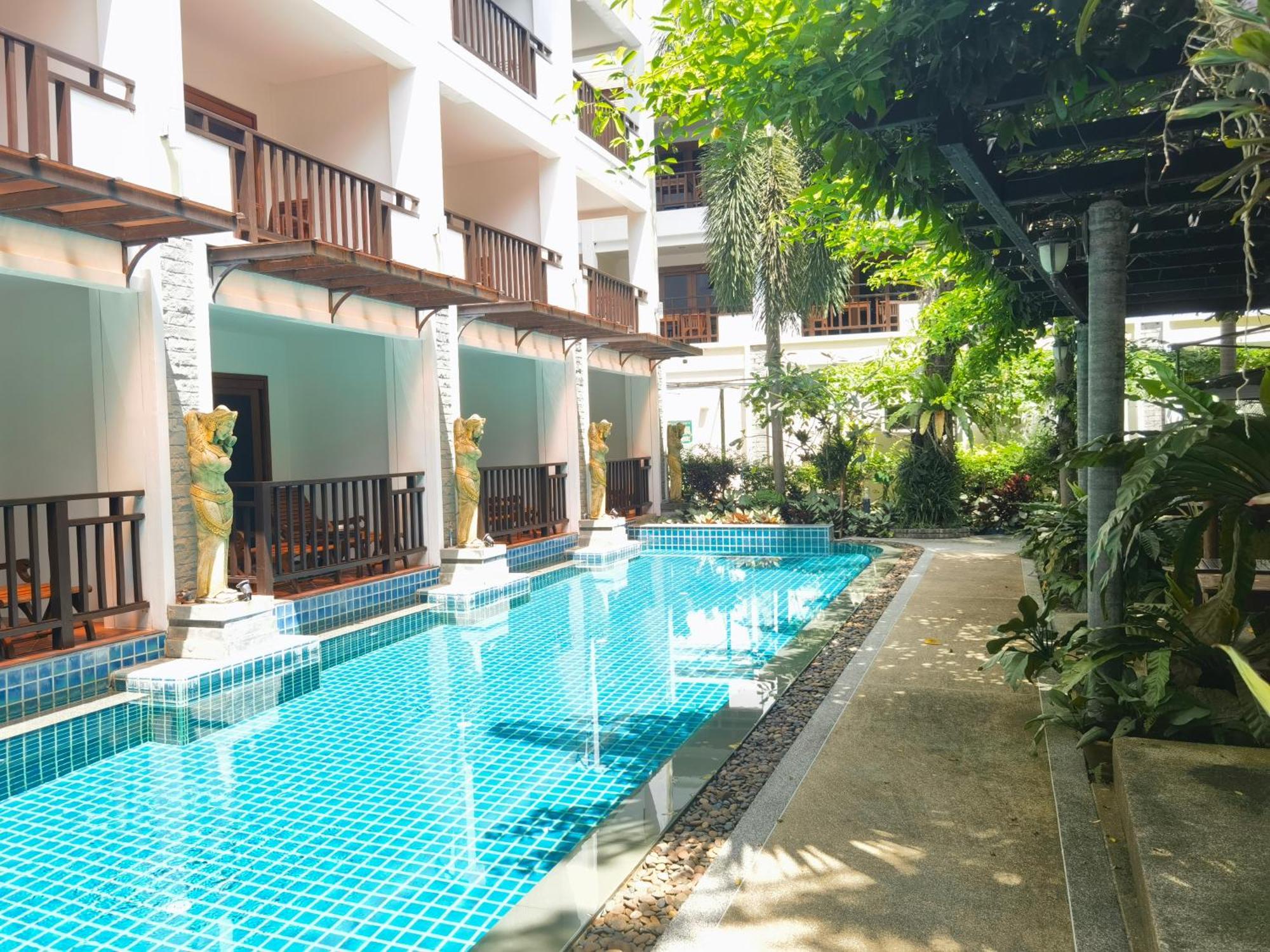 Phuket Meet Holiday Hotel 普吉岛相遇酒店 Rawai Zewnętrze zdjęcie