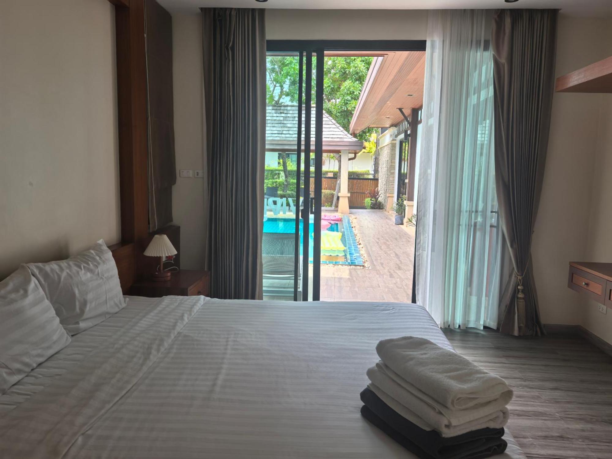 Phuket Meet Holiday Hotel 普吉岛相遇花园度假酒店 Rawai Zewnętrze zdjęcie