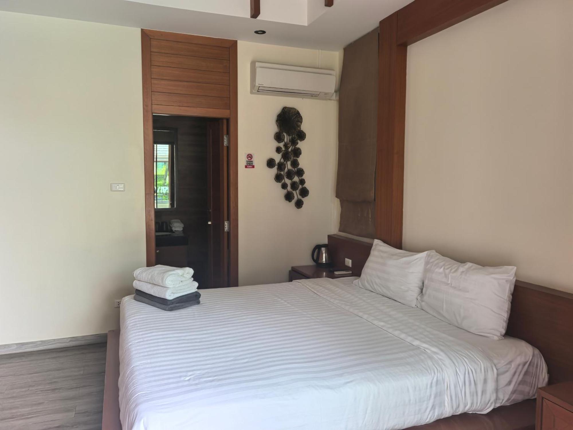 Phuket Meet Holiday Hotel 普吉岛相遇花园度假酒店 Rawai Zewnętrze zdjęcie